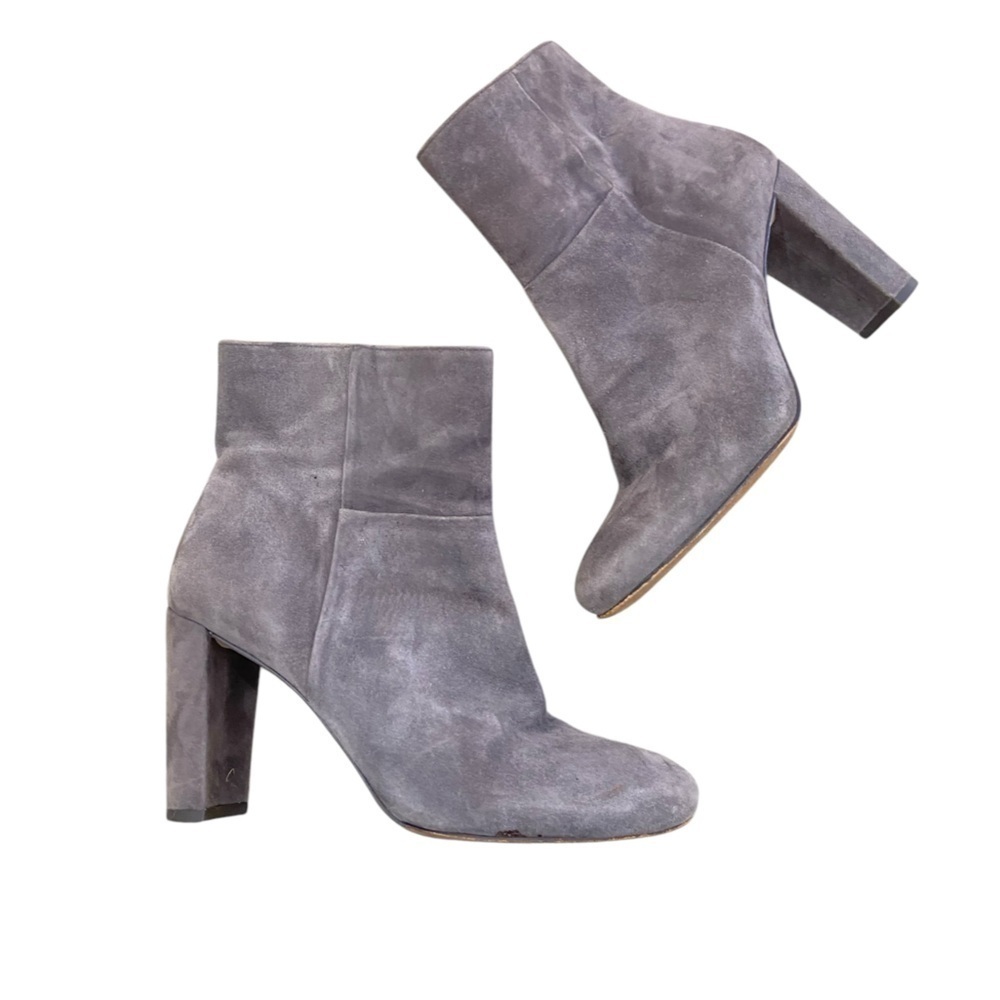 Ann Taylor gray 100% suede round toe side zip block heel booties size 6